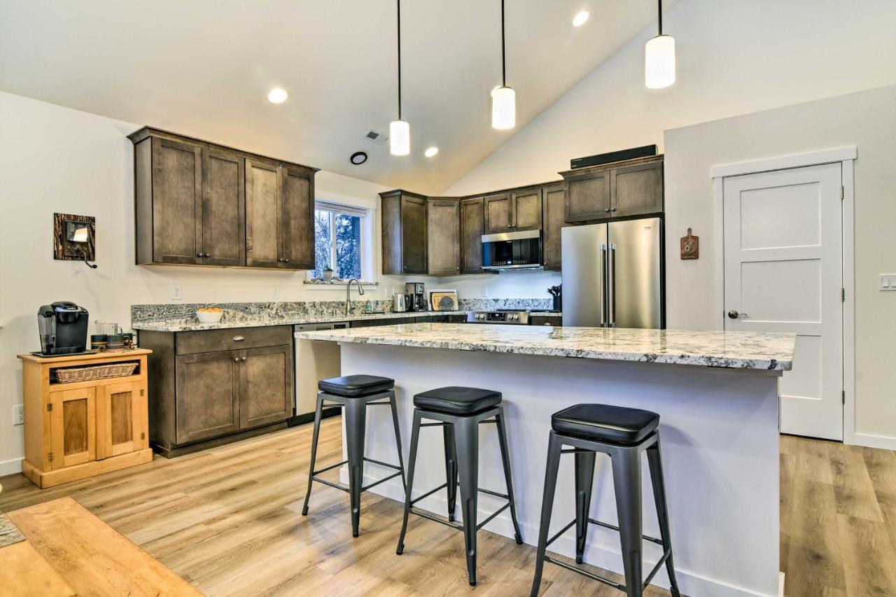 فيلا Family-Friendly Packwood Retreat With Deck! المظهر الخارجي الصورة